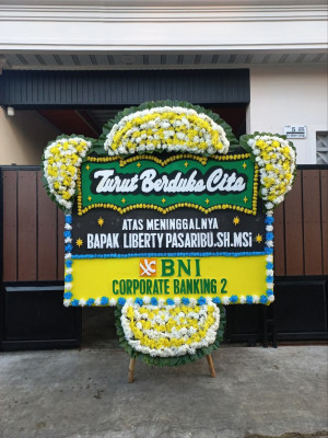 Papan Bunga Duka di Namorambe